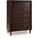  Benchcraft Chests 5 Drawers B611-46 IMAGE 1